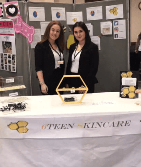 Desmond College's Megan Roma and Victoria Brouder, Transition Year students at Student Enterprise 2019